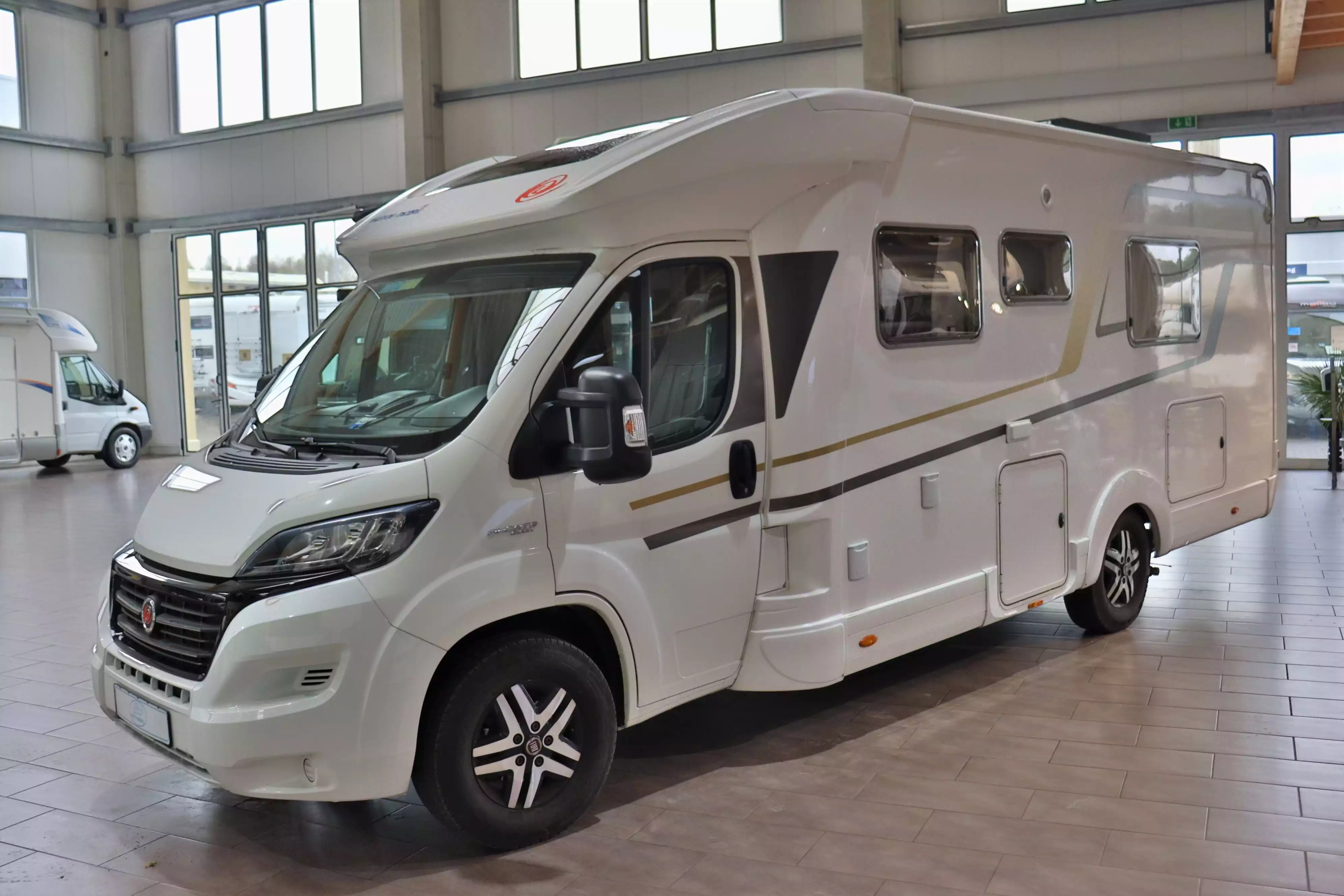 EURAMOBIL Profila 730 EB